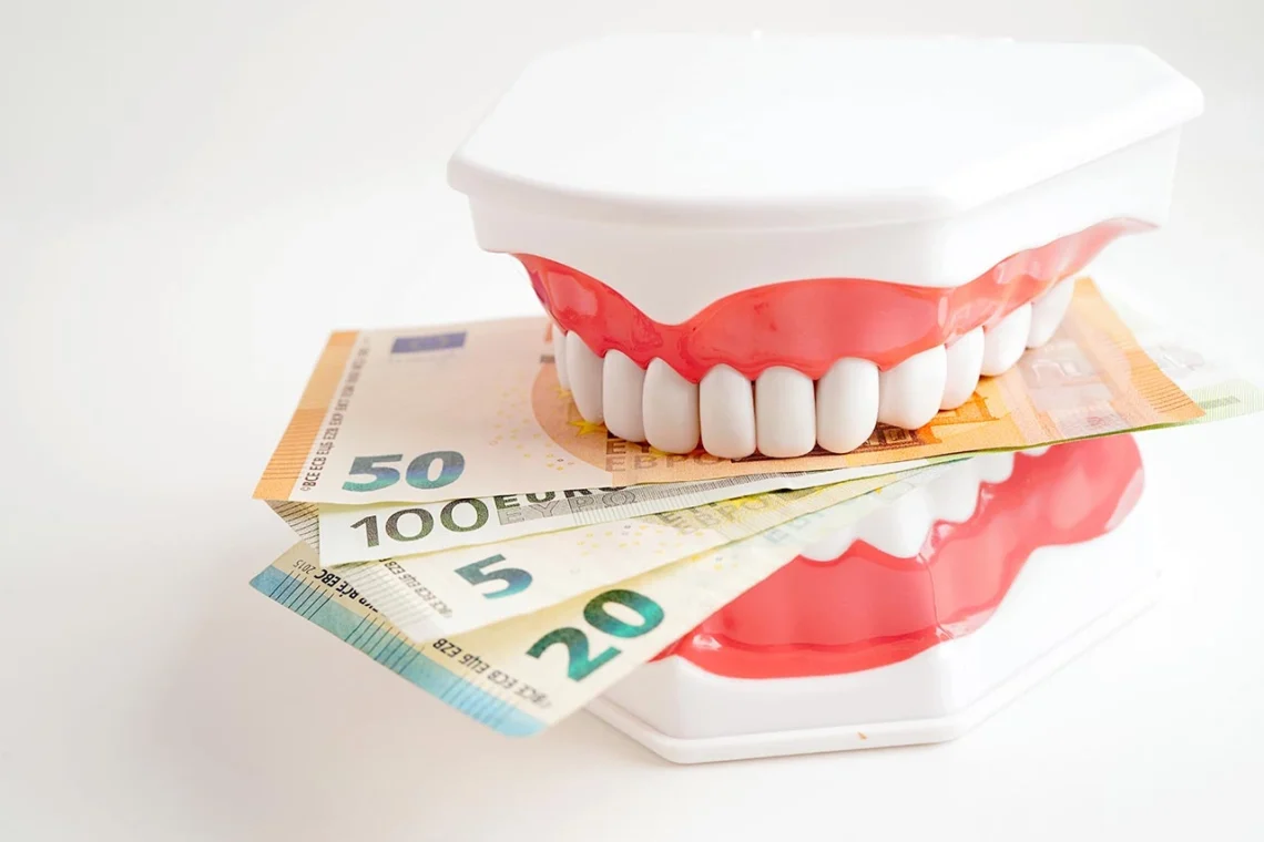 How much does it cost to treat tooth decay?
